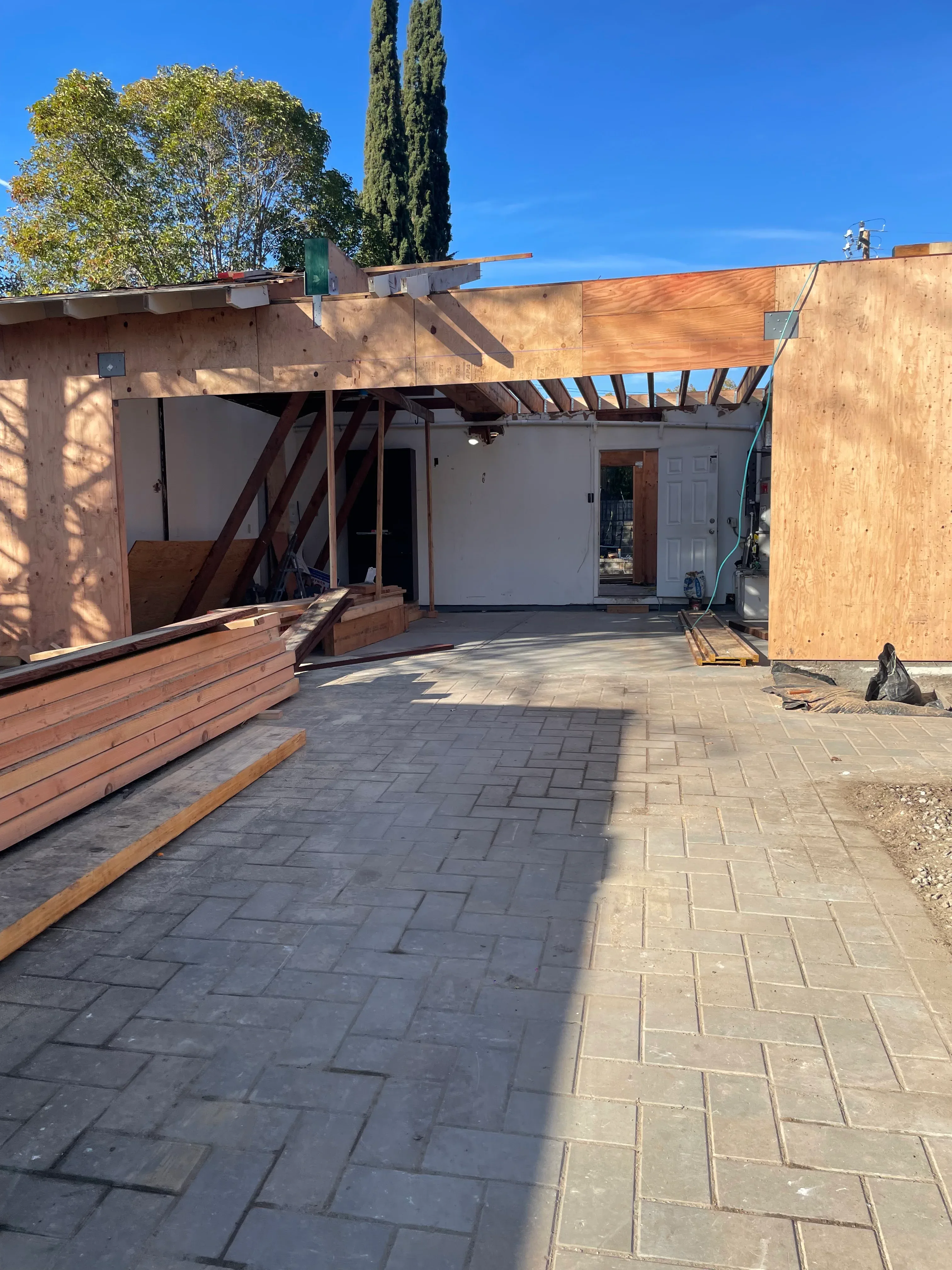 Drywall installation at Belblossom