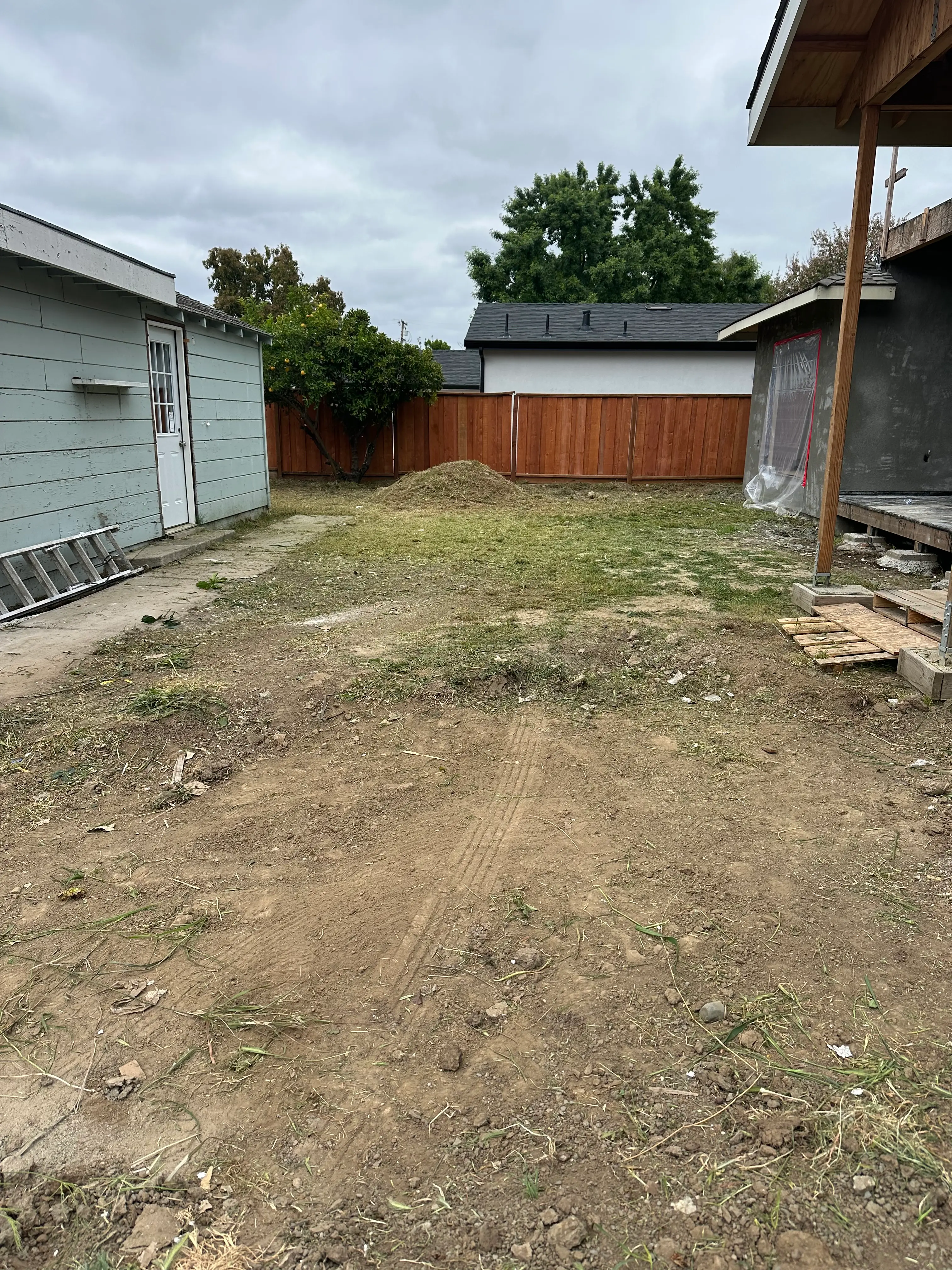 Trim carpentry at Hawthorne Ave