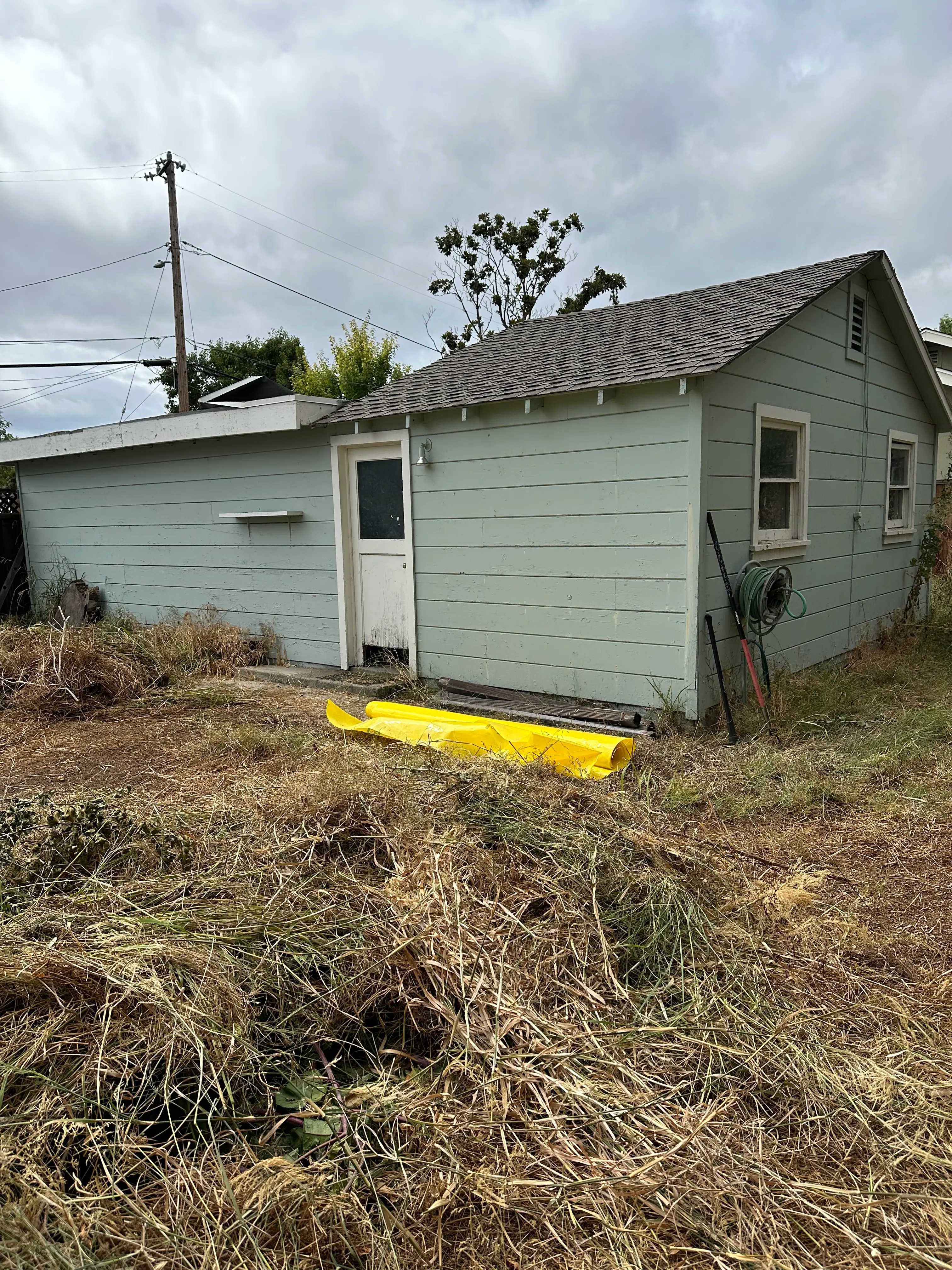 Landscaping preparation at Hawthorne Ave