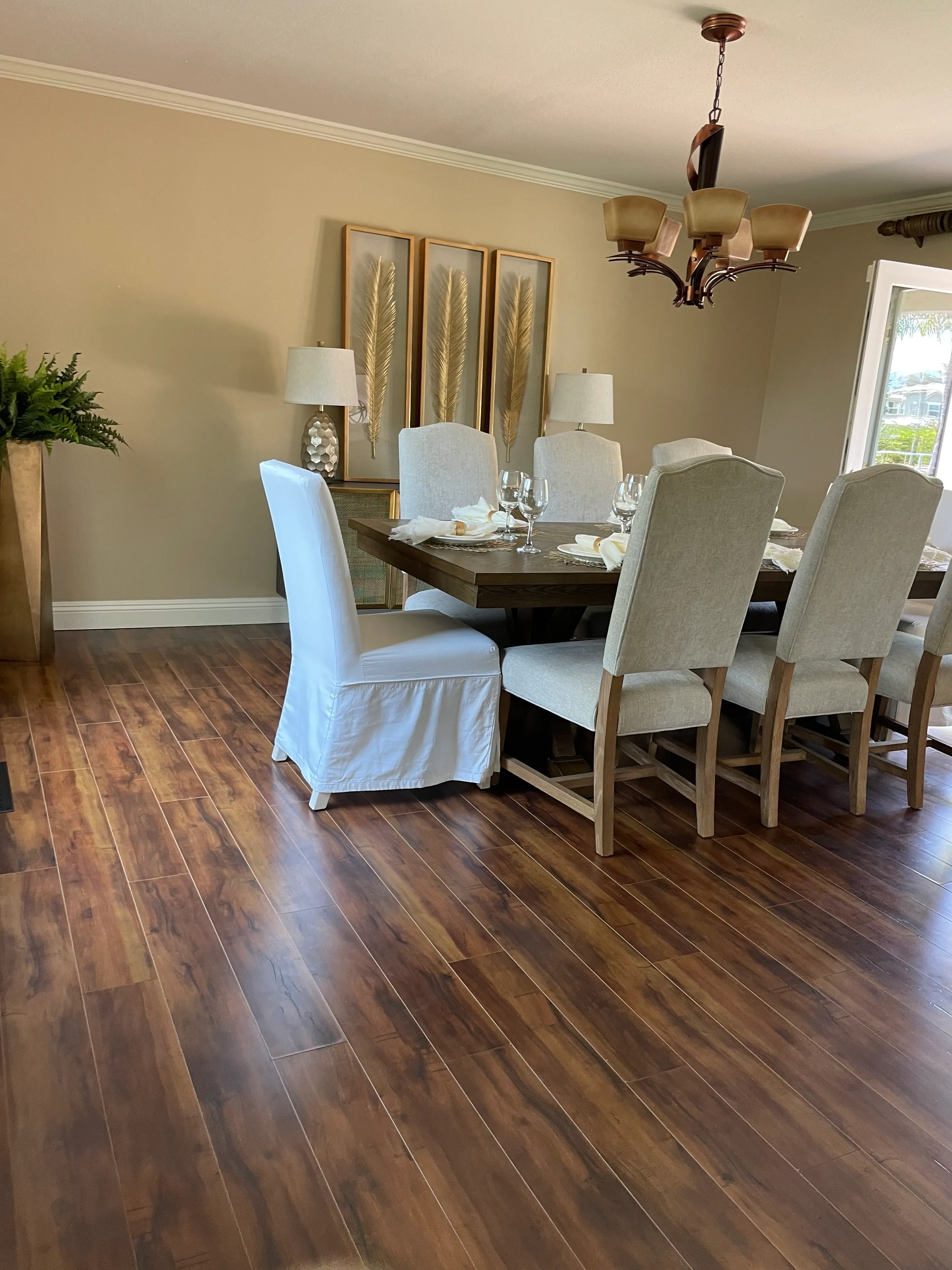 Dining room at James property